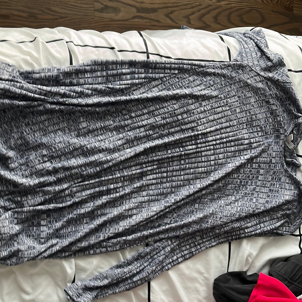 live fire long sleeve w open back detail